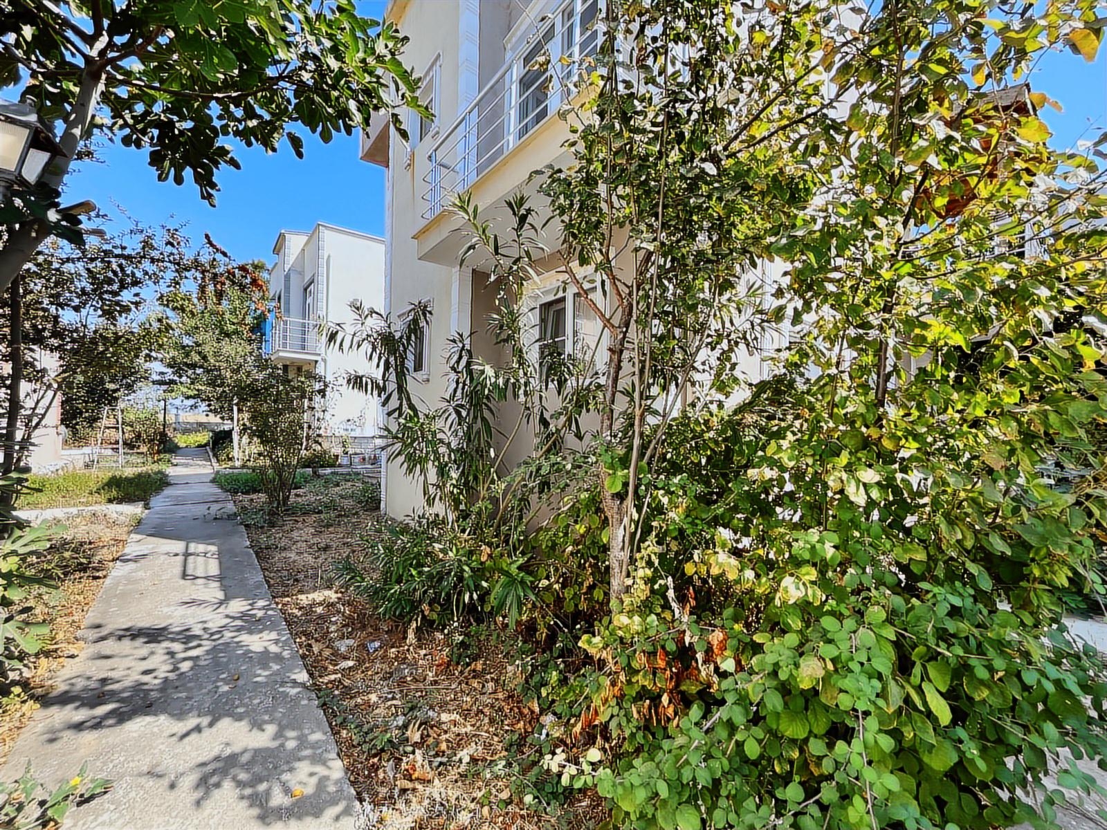 1269dfdd943c28c02365551788468f12d1789bf1f96493026c0345a89707838377855a0a53fdf9fe09b26e4edd2eed67